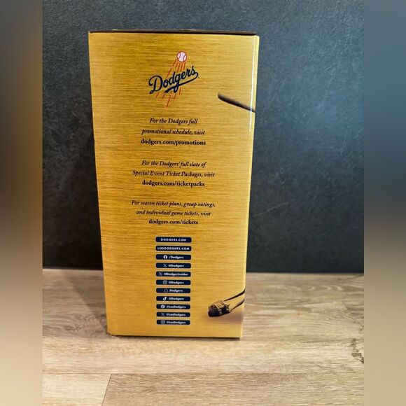 2024 SGA Los Angeles Dodgers Legend Dusty Baker Bobblehead MLB NEW - Picture 2 of 13